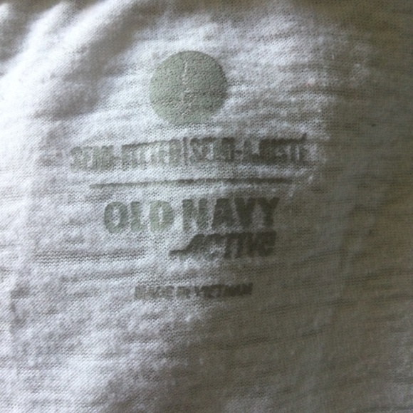OLD NAVY Hoodie Women’s Sweater - Picture 4 of 7